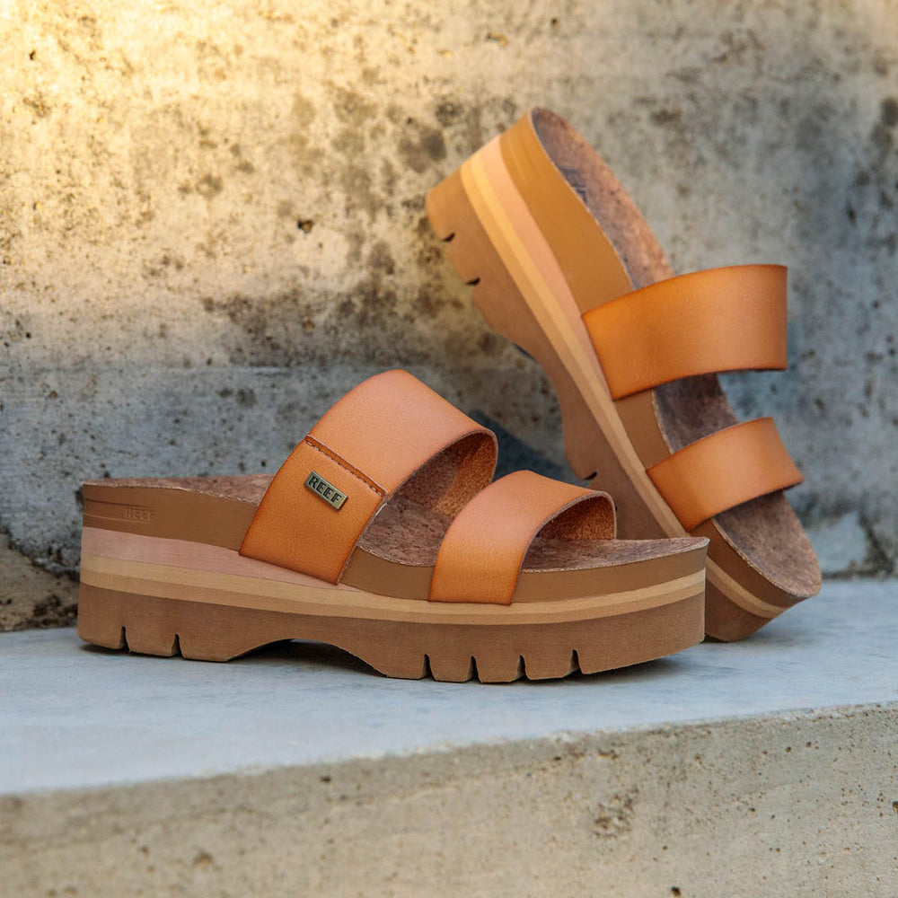 Reef Womens Cushion Vista Higher Sandals in Natural ID 3kJH3gRe