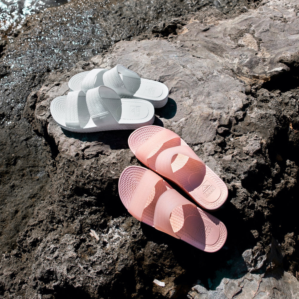 Reef Womens Water Vista Slide Sandals (Blush) ID 4EYspipm