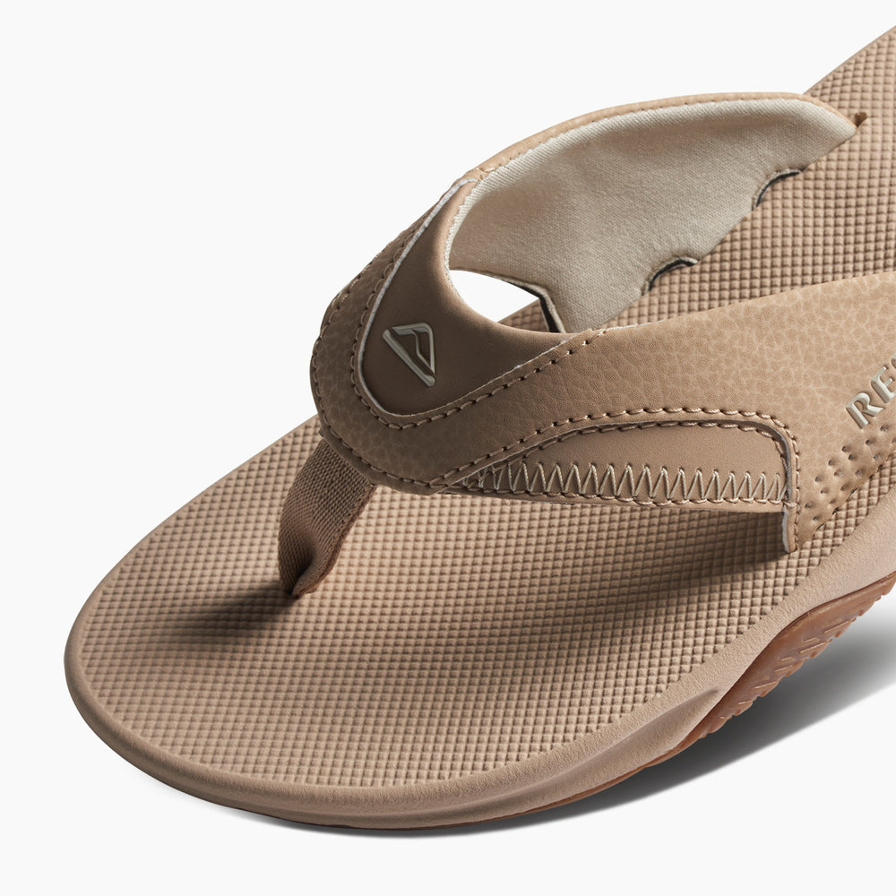 Reef Mens Fanning Flip Flops with Bottle Opener ID 8X2cR50E