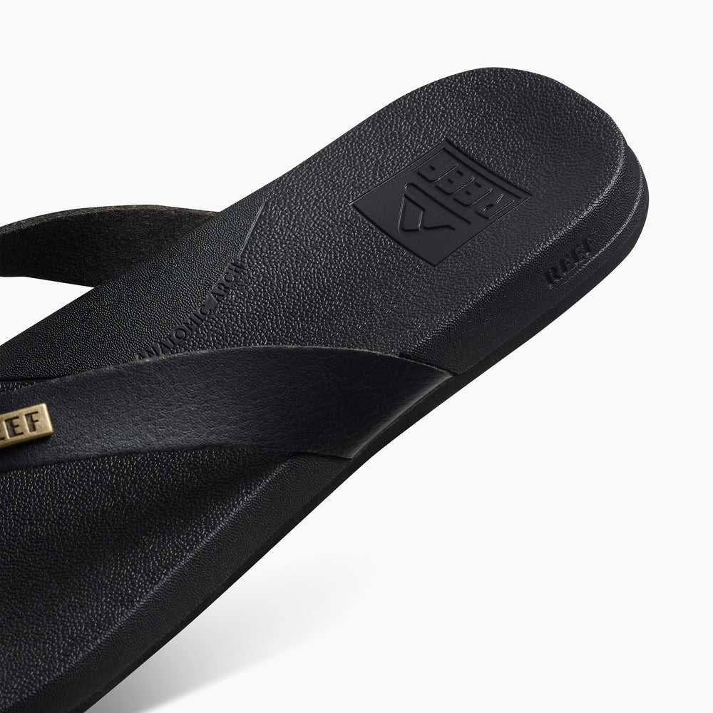 Reef Womens Cushion Lune Sandals in Black ID GkZsJpKQ