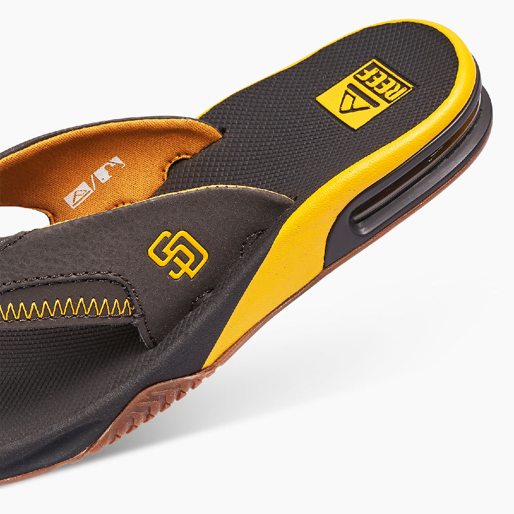 Reef Womens Fanning x MLB Flip Flops with Bottle Opener ID KZfaiFxM