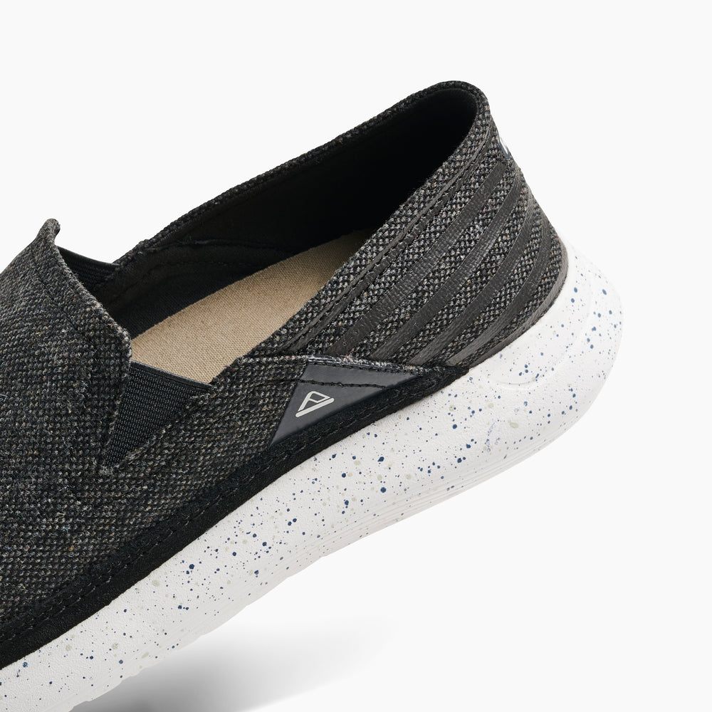 Reef Mens SWELLsole Traveler Shoes in Black ID PDOieO5G