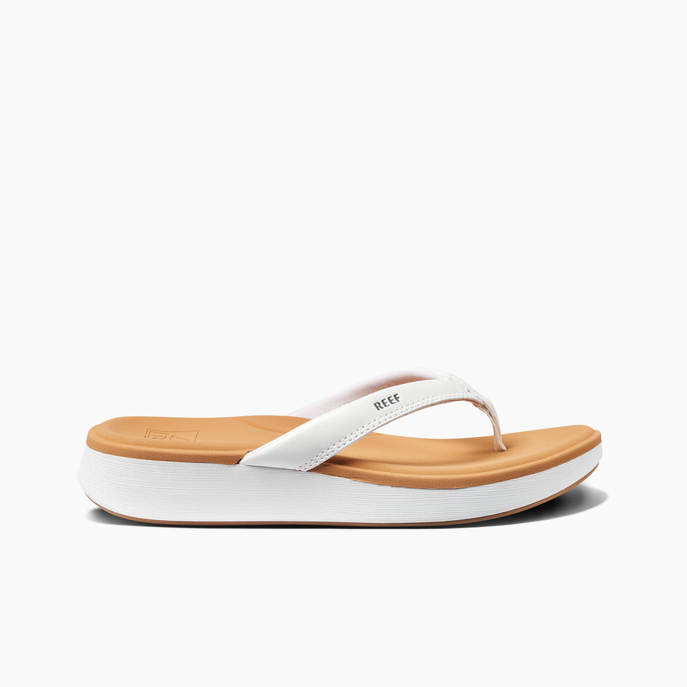 Reef Womens Cushion Cloud Sandals in White/Tan ID RD8m5f9h