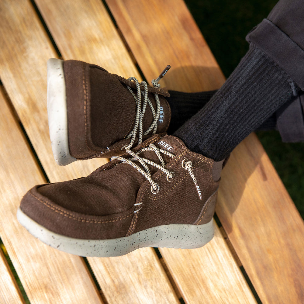 Reef Mens SWELLsole Whitecap Shoes in Brown ID ZemlTdy3