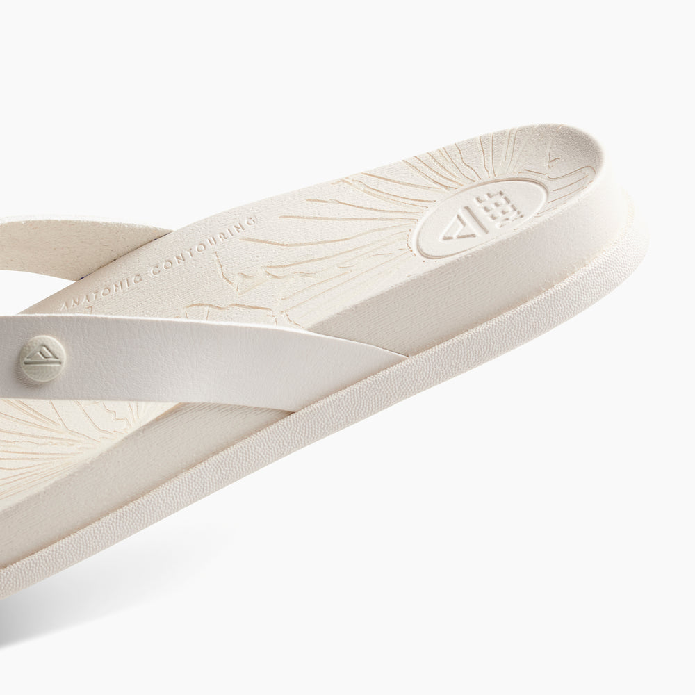 Reef Womens Cushion Porto Cruz Sandals in White ID cNEIrHwT