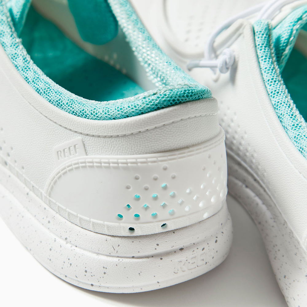Reef Womens Water Coast Shoes in White ID cXe13x1E