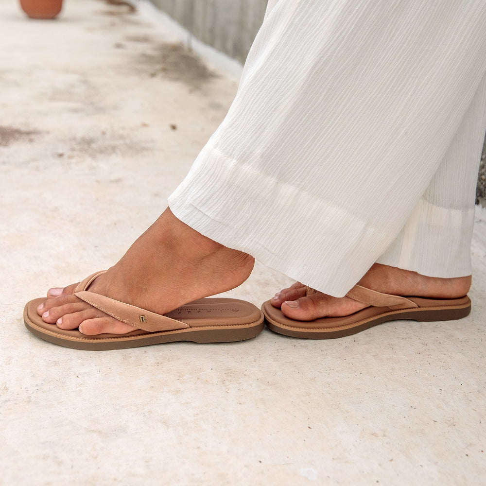 Reef Womens Lofty Lux Sandals in Natural ID m07GsNLo  Reef Womens Lofty Lux Sandals in Natural ID m07GsNLo