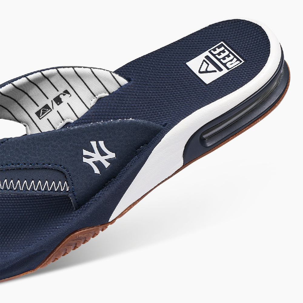 Reef Womens Fanning x MLB Flip Flops with Bottle Opener ID pJgtVvfj