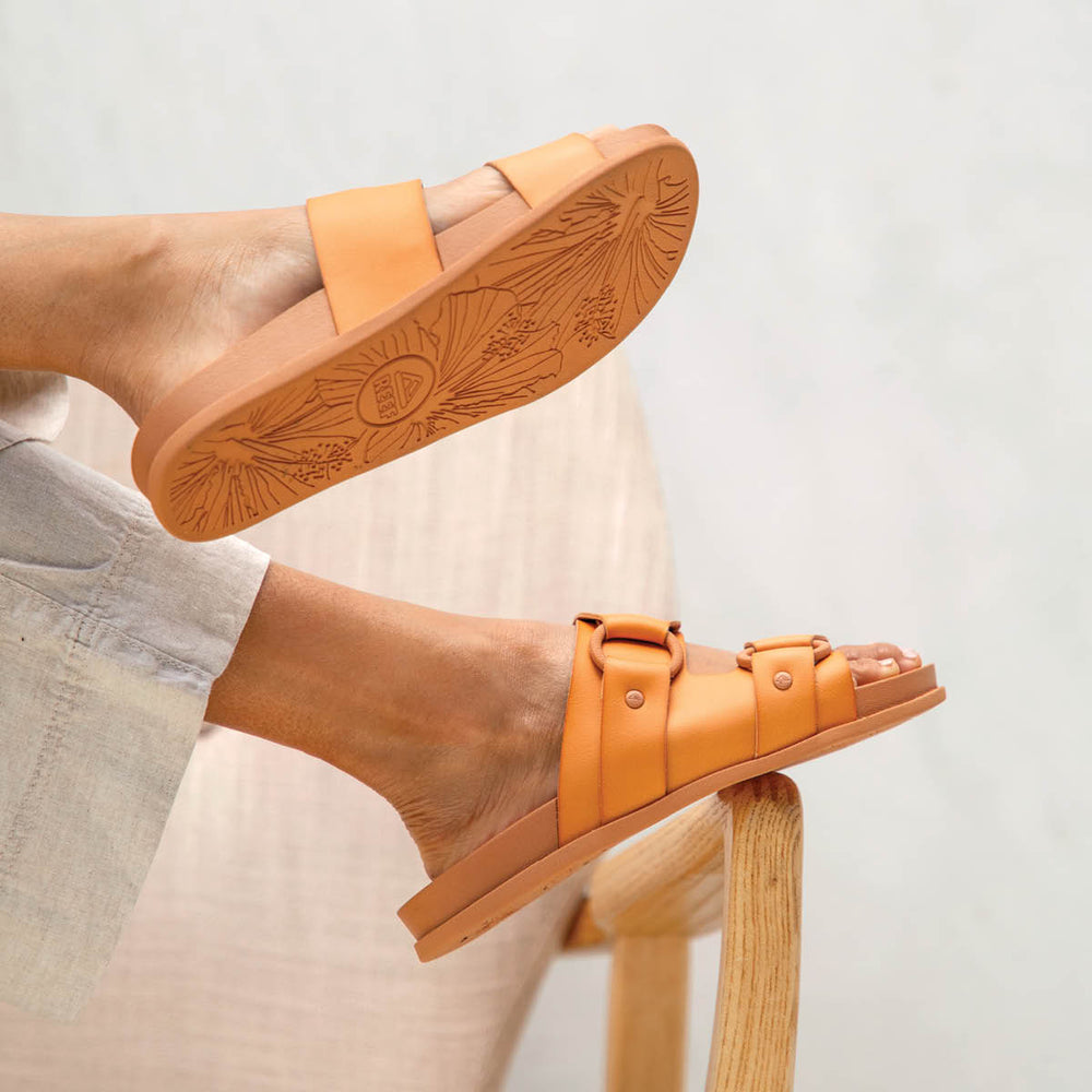 Reef Womens Cushion Vera Cruz Slides in Natural| REEF? ID q23uK0tc